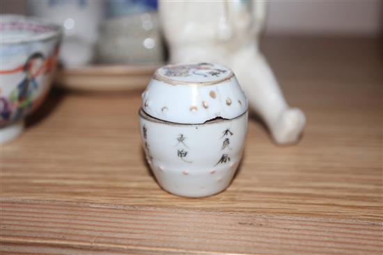 A quantity of Oriental wares including blue and white, crackle glaze, etc.